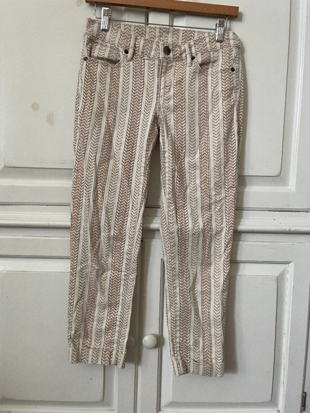 Loft women's brown patterned  modern cuffed skinny jeans size 0 25 office